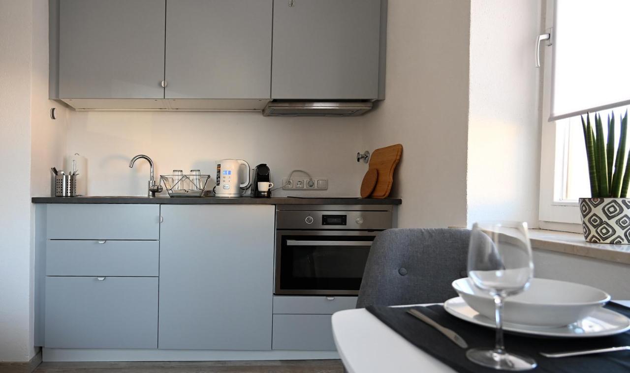 Gemuetliches Appartement Mit Netflix, Nespresso Und Boxspringbett Аугсбург Экстерьер фото