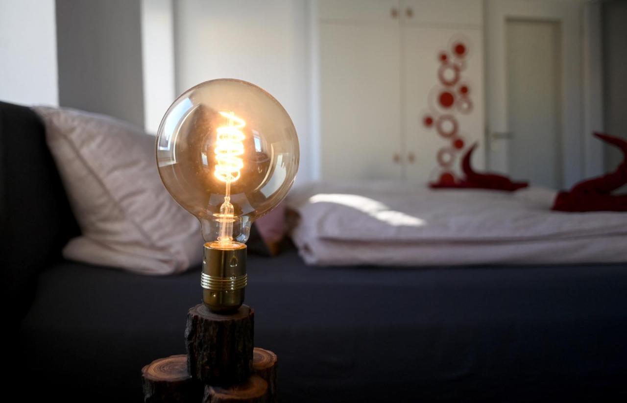 Gemuetliches Appartement Mit Netflix, Nespresso Und Boxspringbett Аугсбург Экстерьер фото